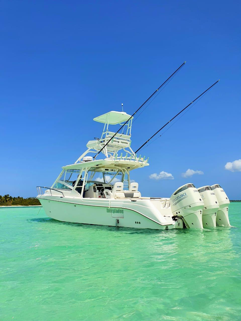 35 ft Everglades Private Cruiser