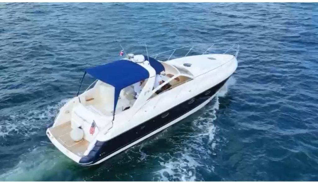 40 ft Princess Luxury Yacht
