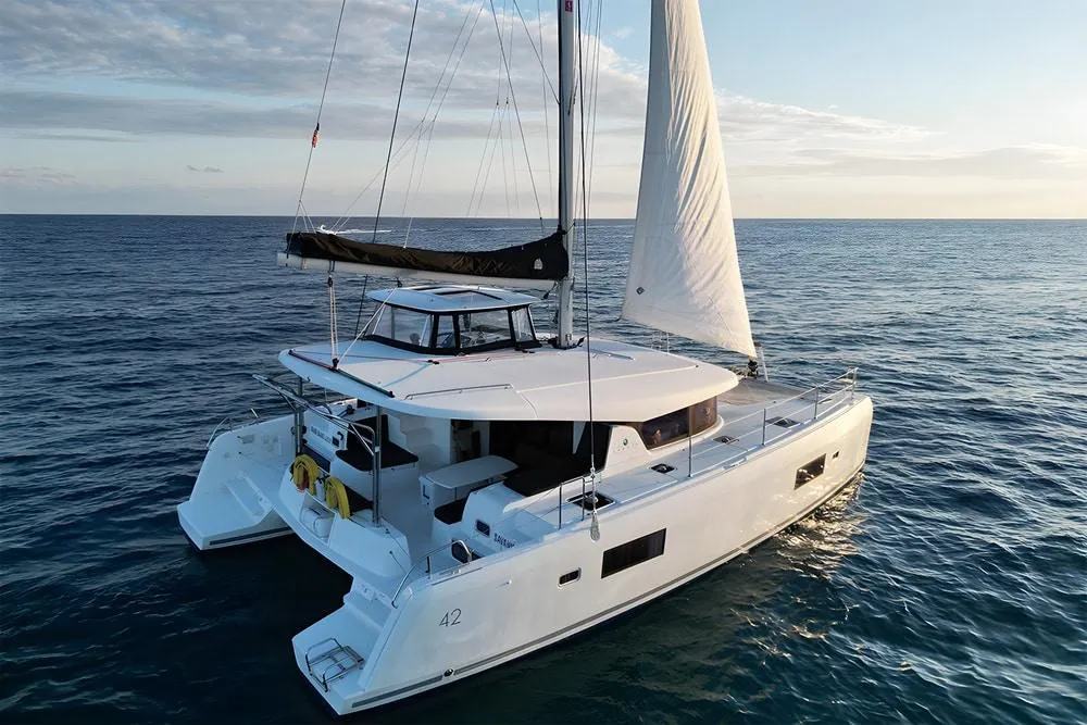 42 ft Leopard Luxury Catamaran