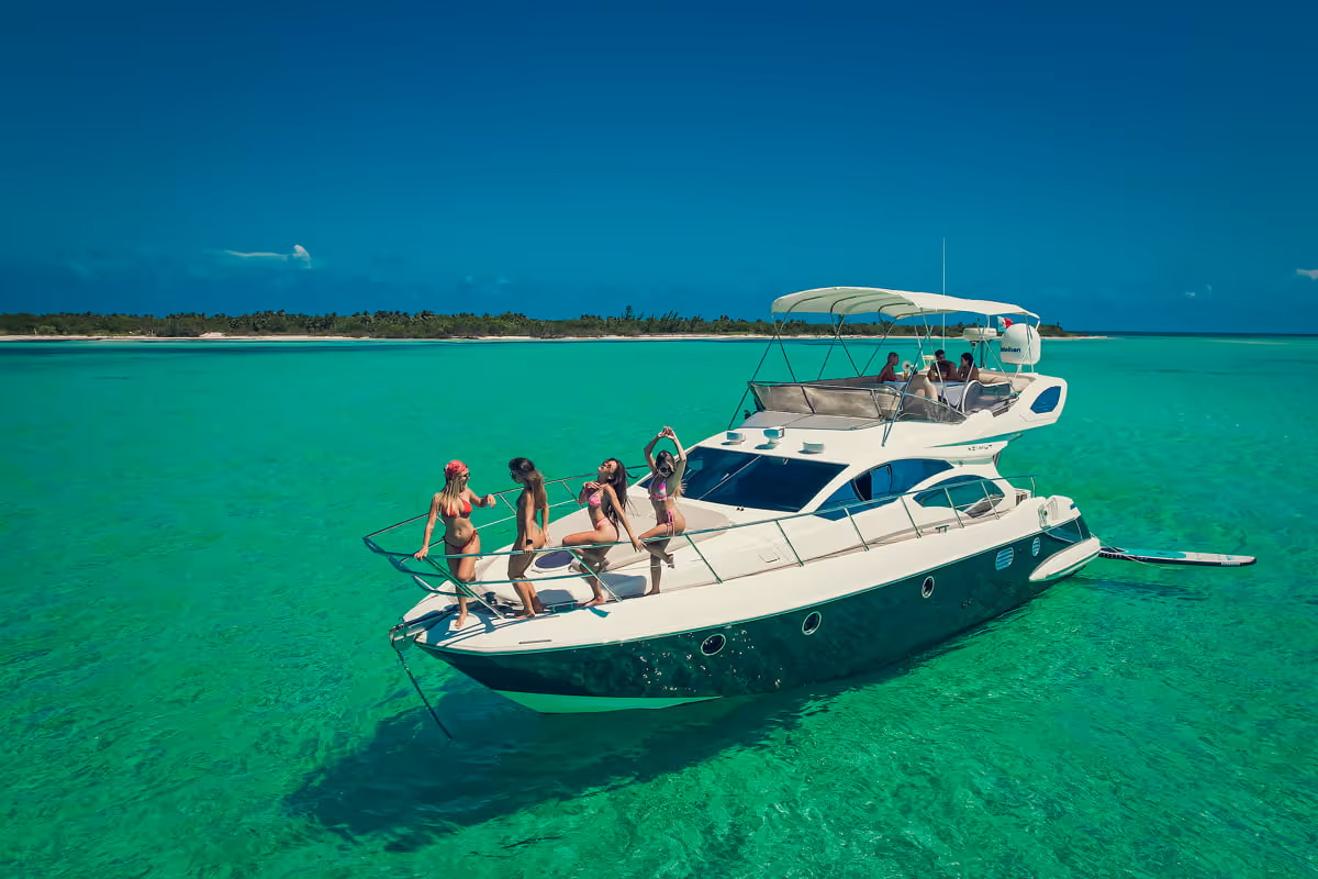 43 ft Azimut Luxury Yacht