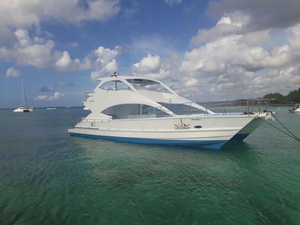50 ft Abierto 1 Luxury Catamaran