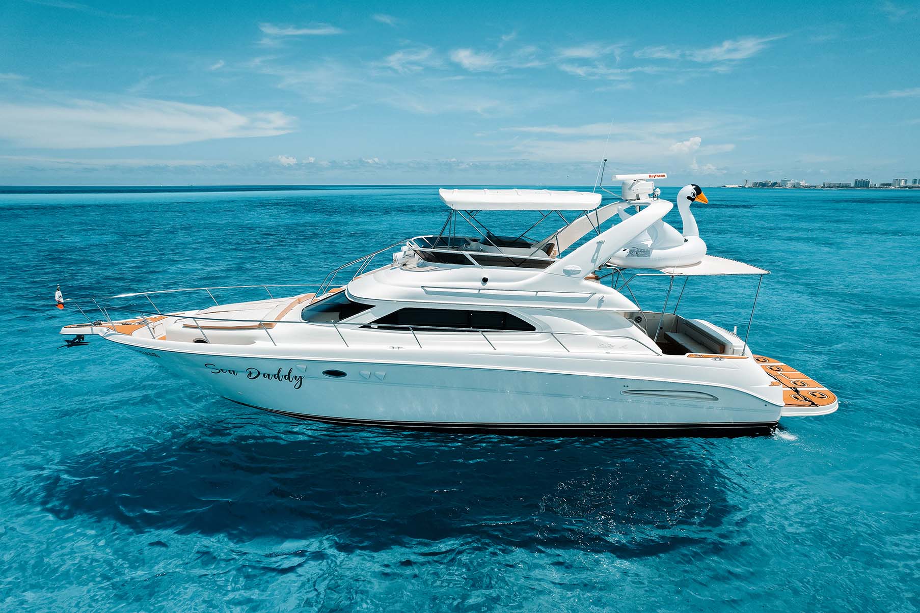 50 ft Sea Ray Luxury Yacht