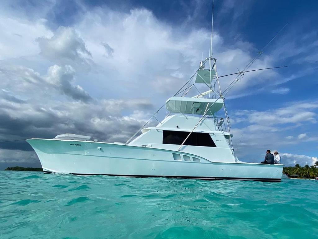 53 ft Hatteras Fishing Yacht