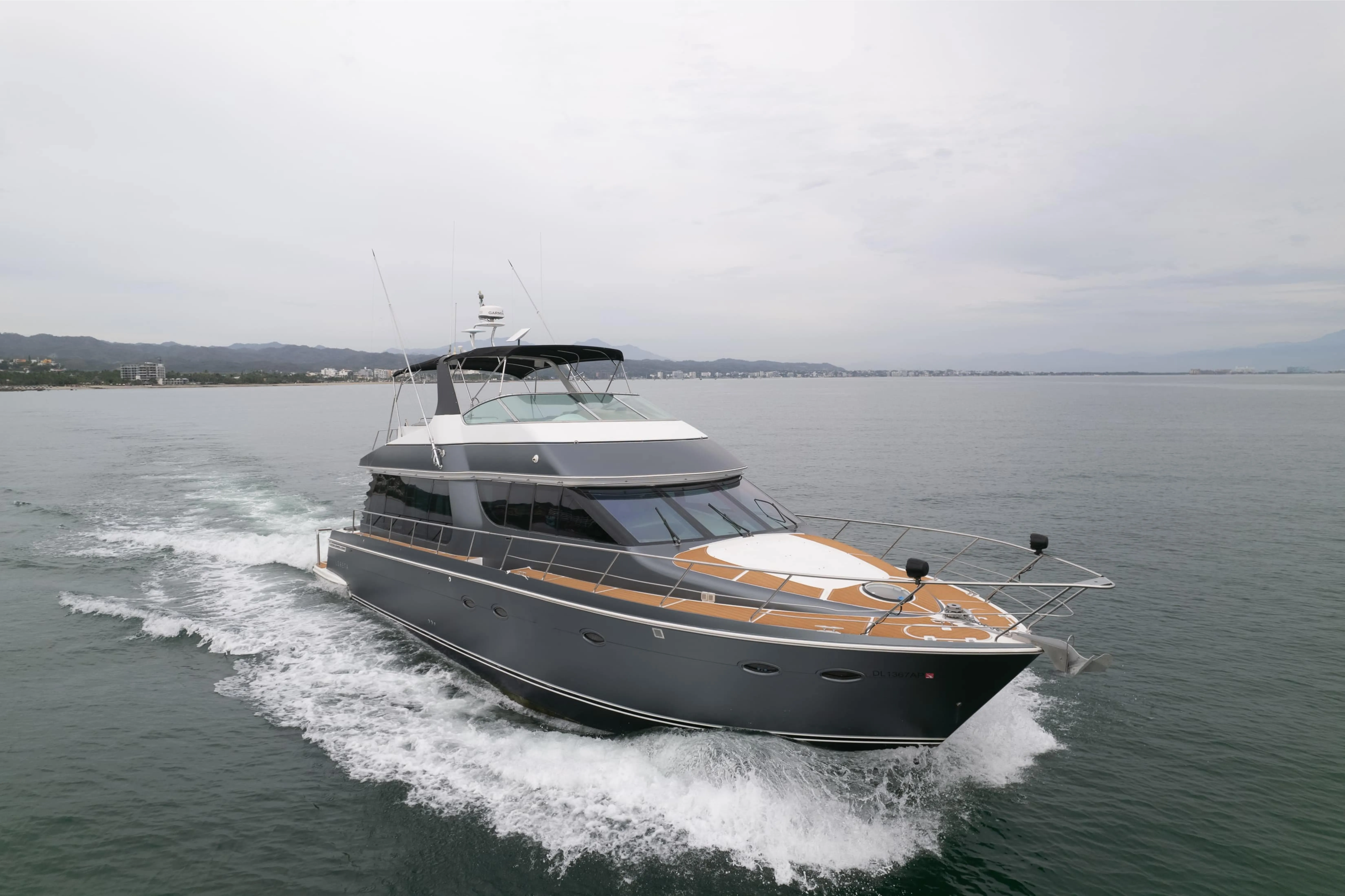 Yate de lujo Carver Loreta de 60 ft — photo 1