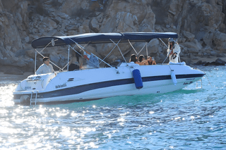 28 ft Infinity Private Cruiser — photo 1