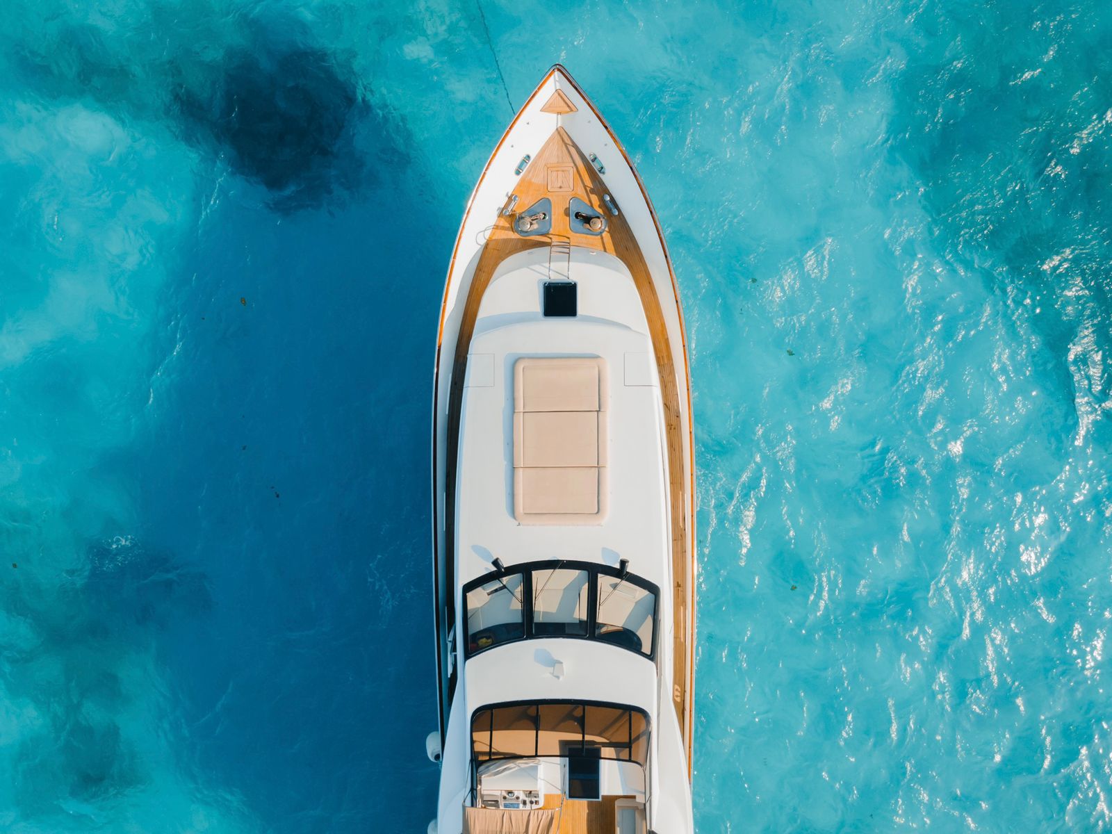 100 ft Azimut Superyacht — photo 6