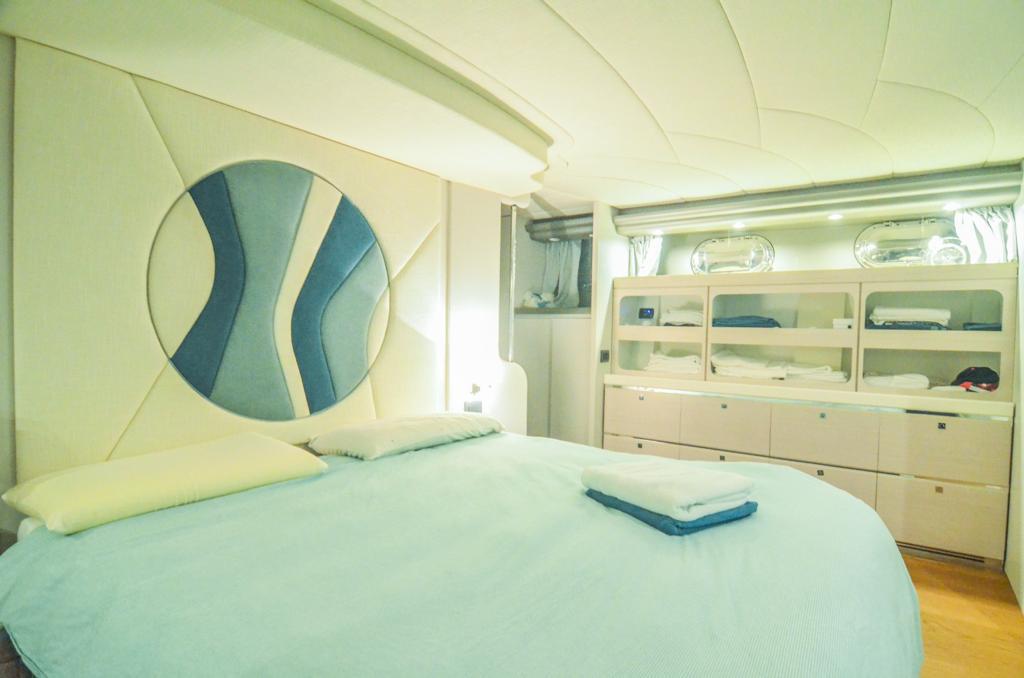 103 ft Maiora Superyacht — photo 12