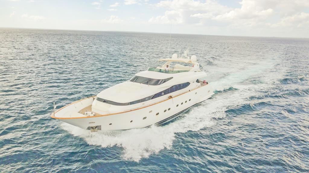 103 ft Maiora Superyacht — photo 6