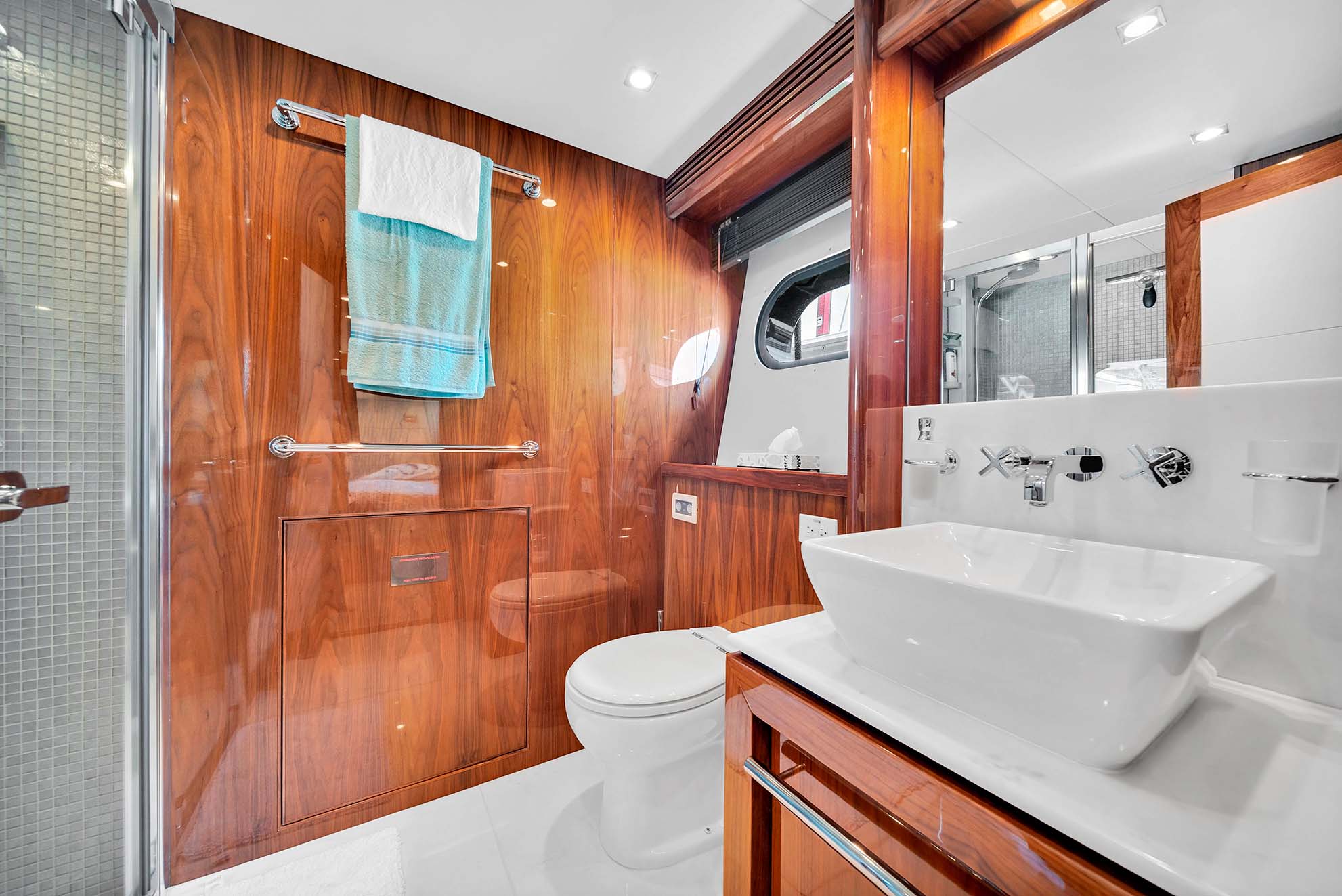 120 ft Sunseeker Superyacht — photo 9