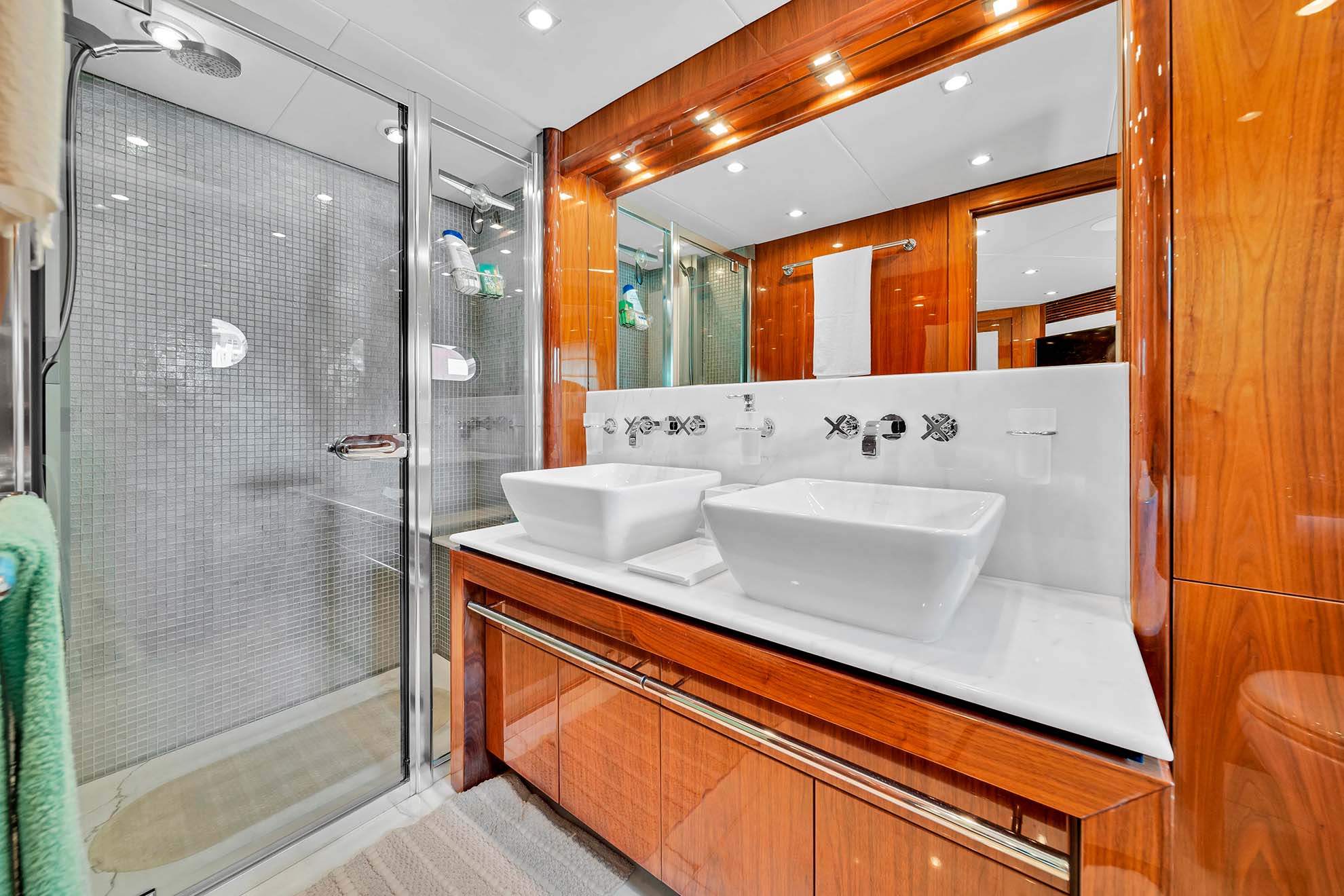 120 ft Sunseeker Superyacht — photo 10