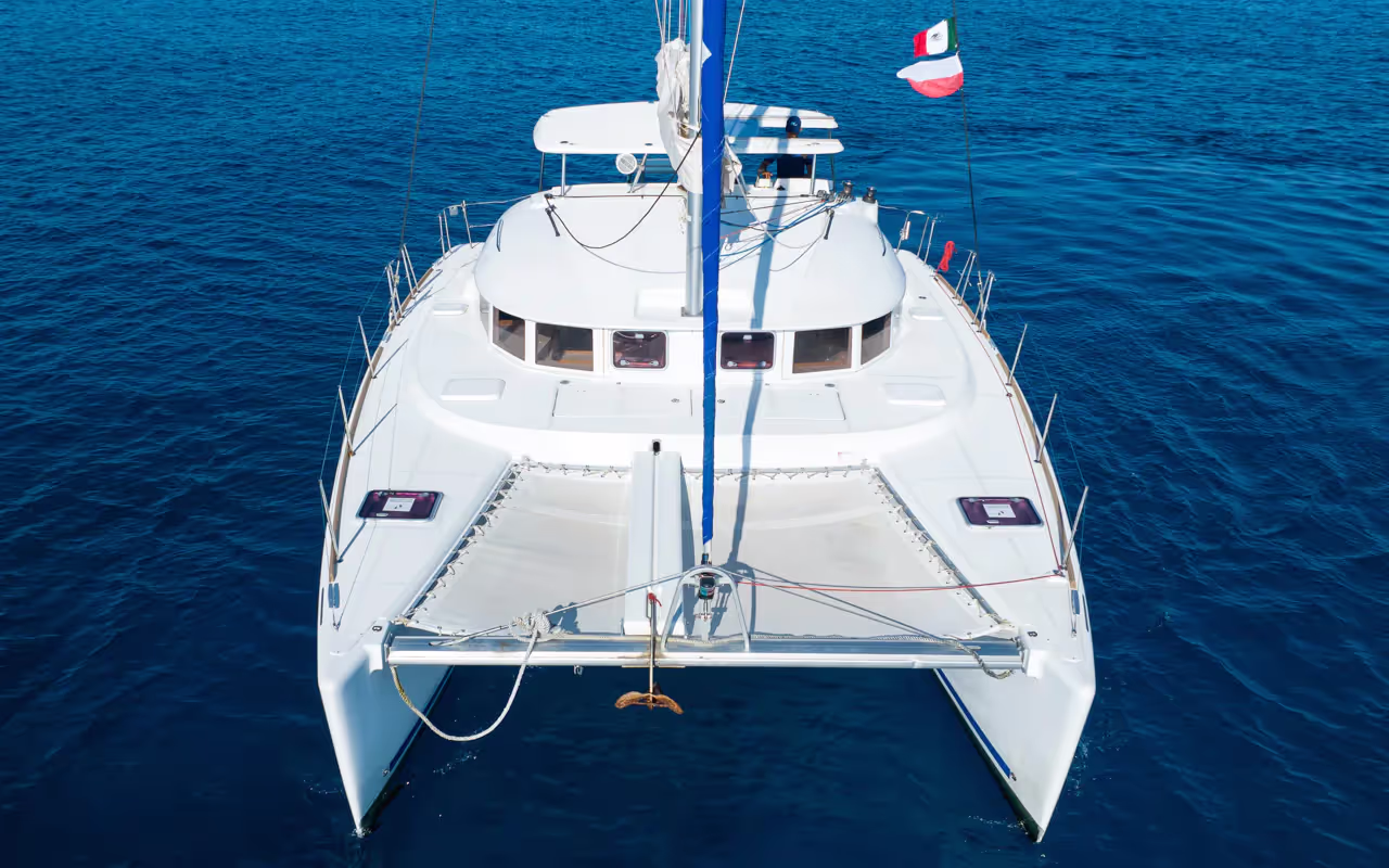 38 ft Lagoon Luxury Catamaran — photo 8