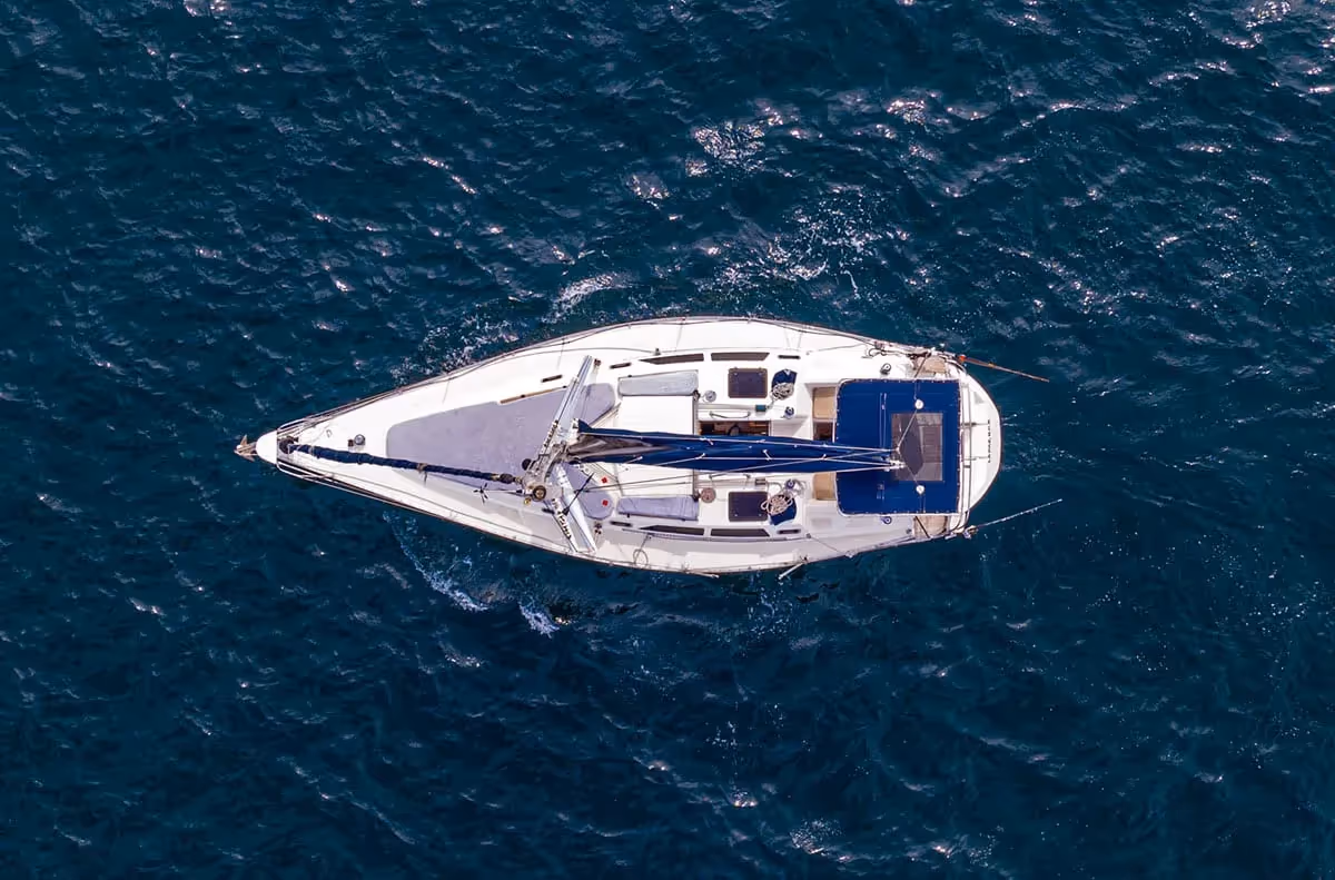 38 ft Hunter Sailing Yacht — photo 2