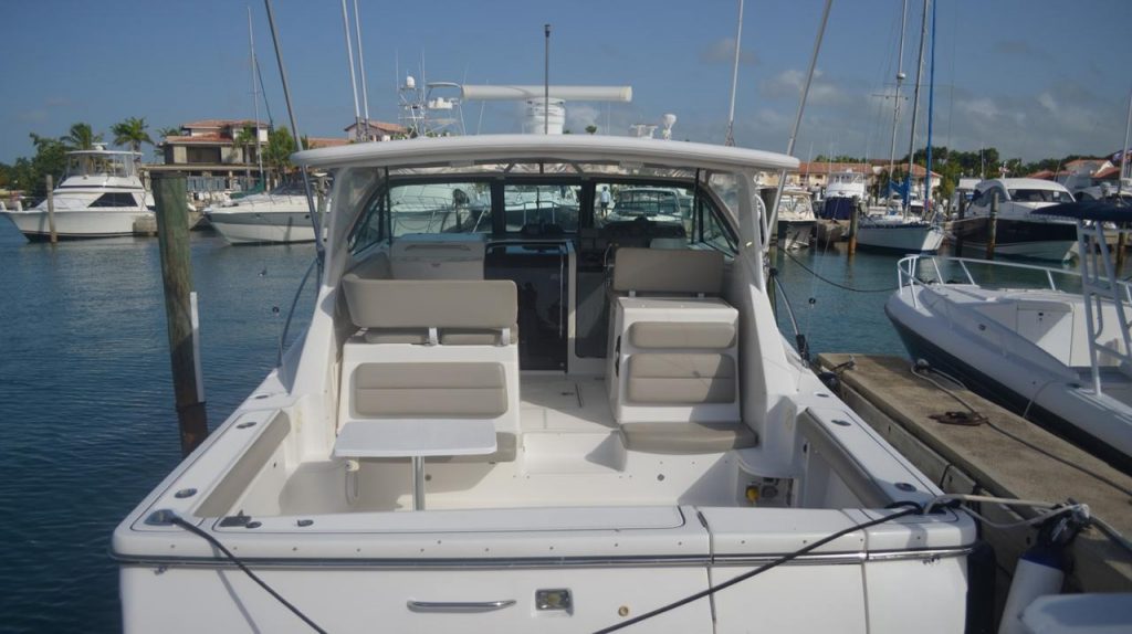 Yate de lujo Tiara de 38 ft — photo 3
