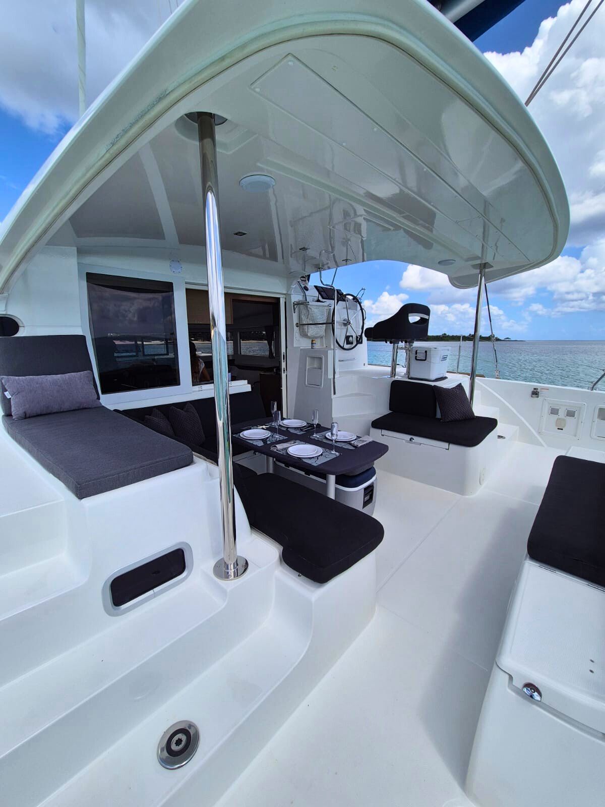 40 ft Lagoon Luxury Catamaran — photo 10