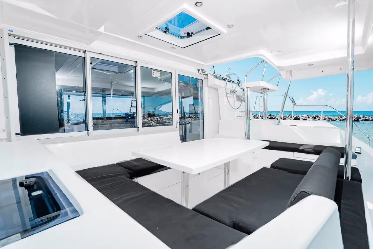 40 ft Leopard Luxury Catamaran — photo 2