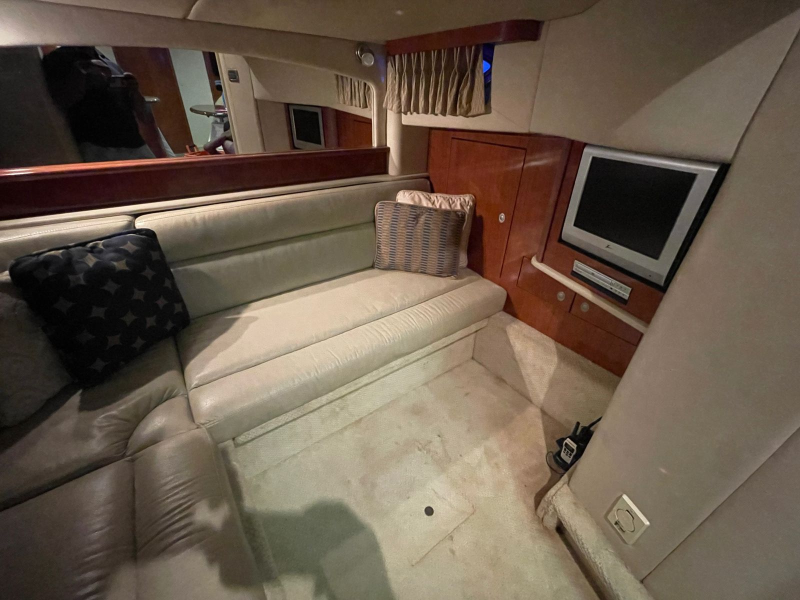 42 ft Adif — photo 6