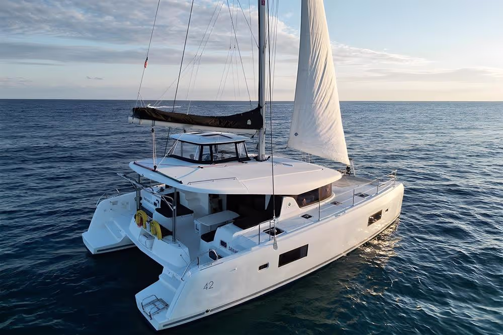 42 ft Leopard Luxury Catamaran — photo 6