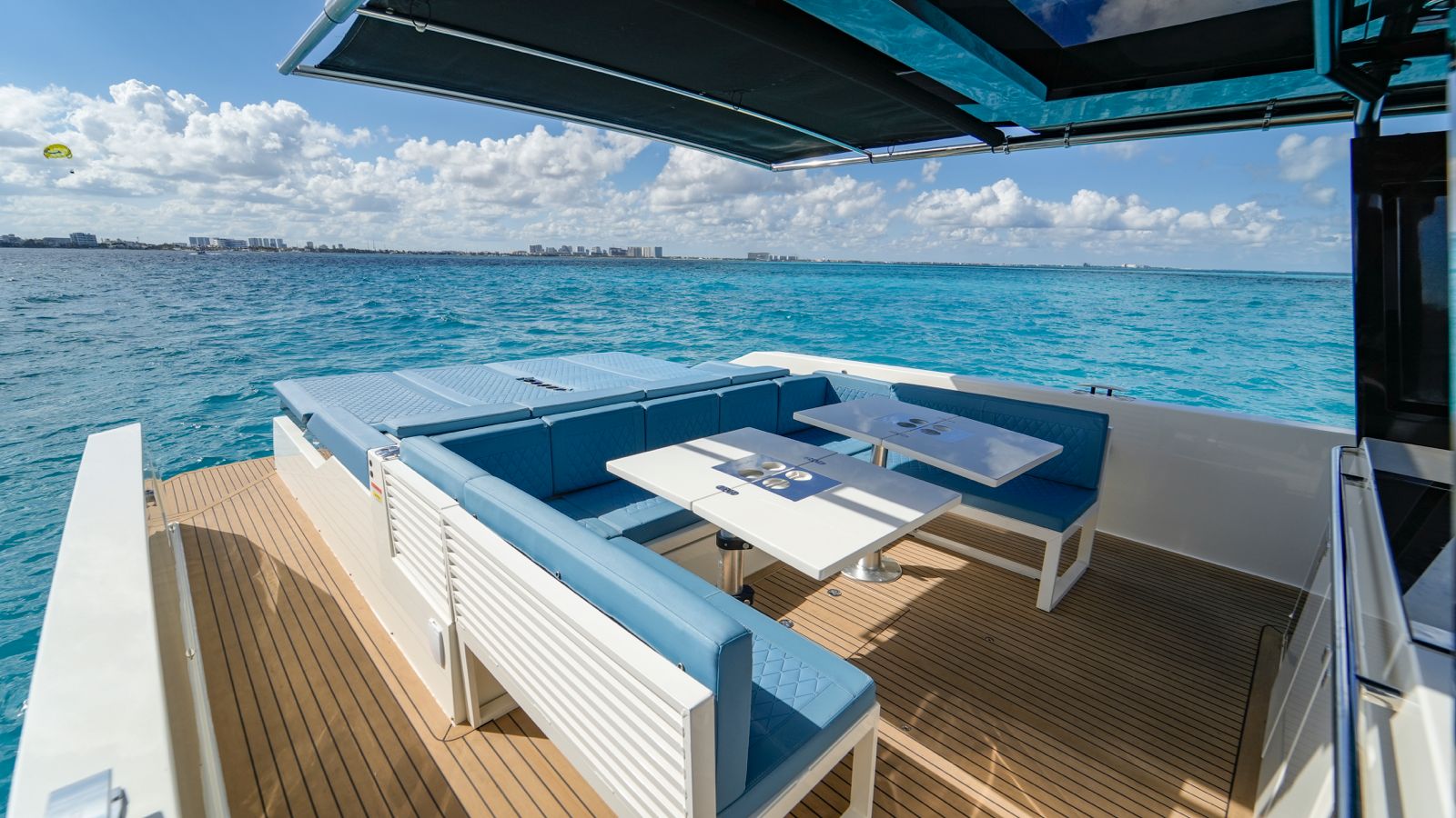 42 ft De Antonio Sport Yacht — photo 7