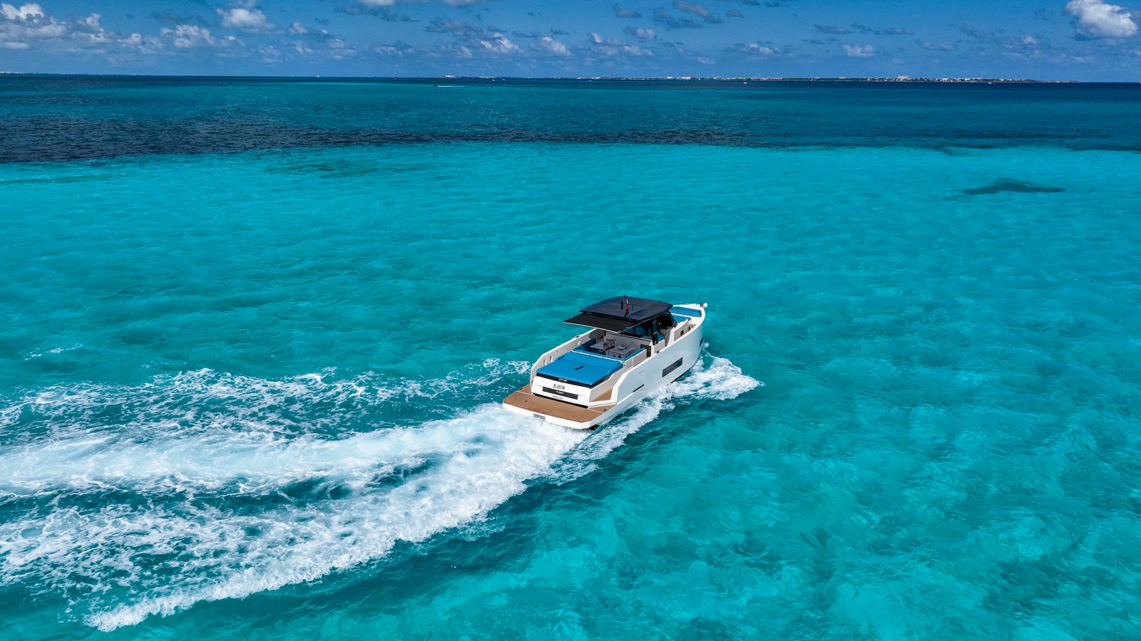 42 ft De Antonio Sport Yacht — photo 8