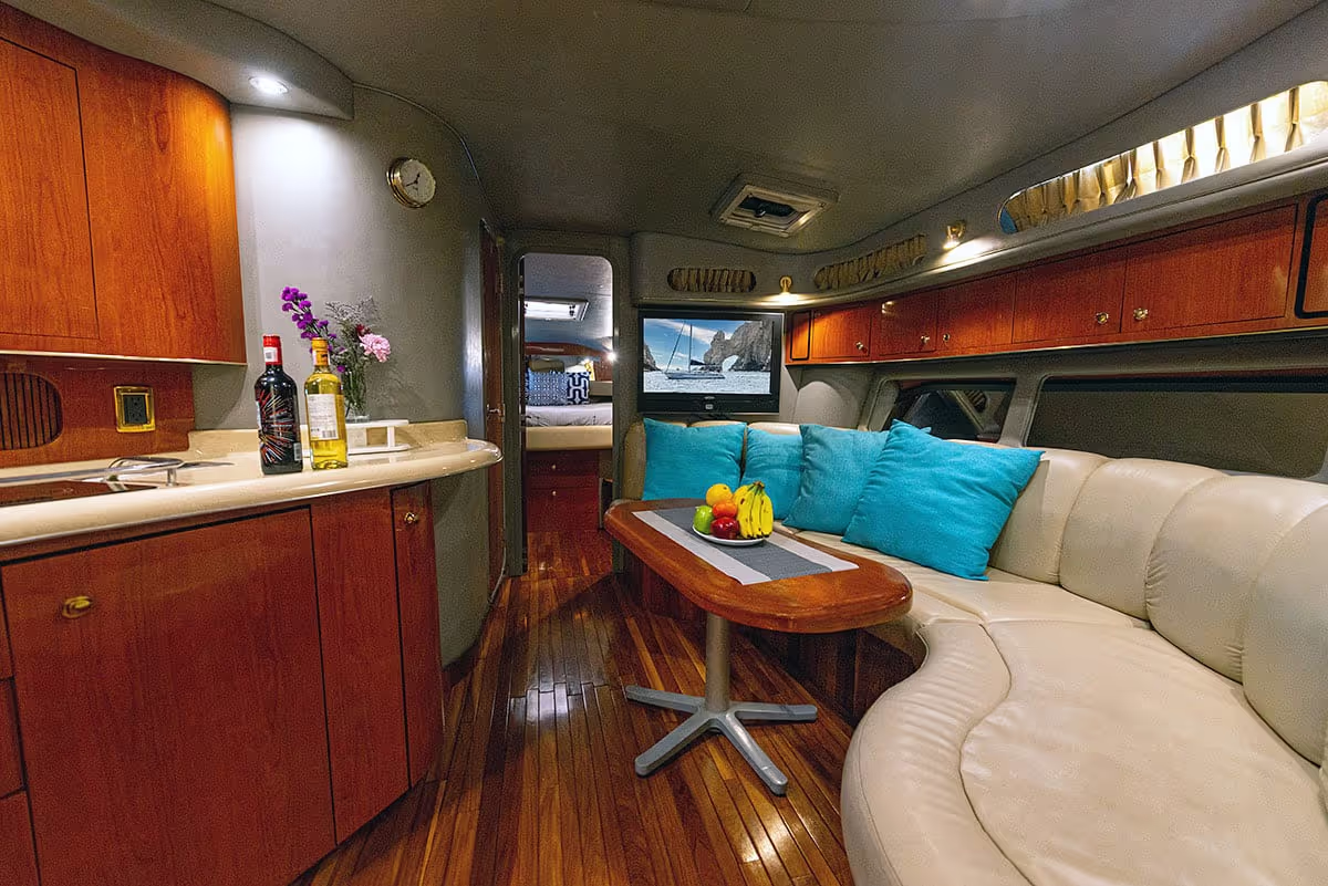 42 ft Sea Ray Luxury Yacht — photo 3