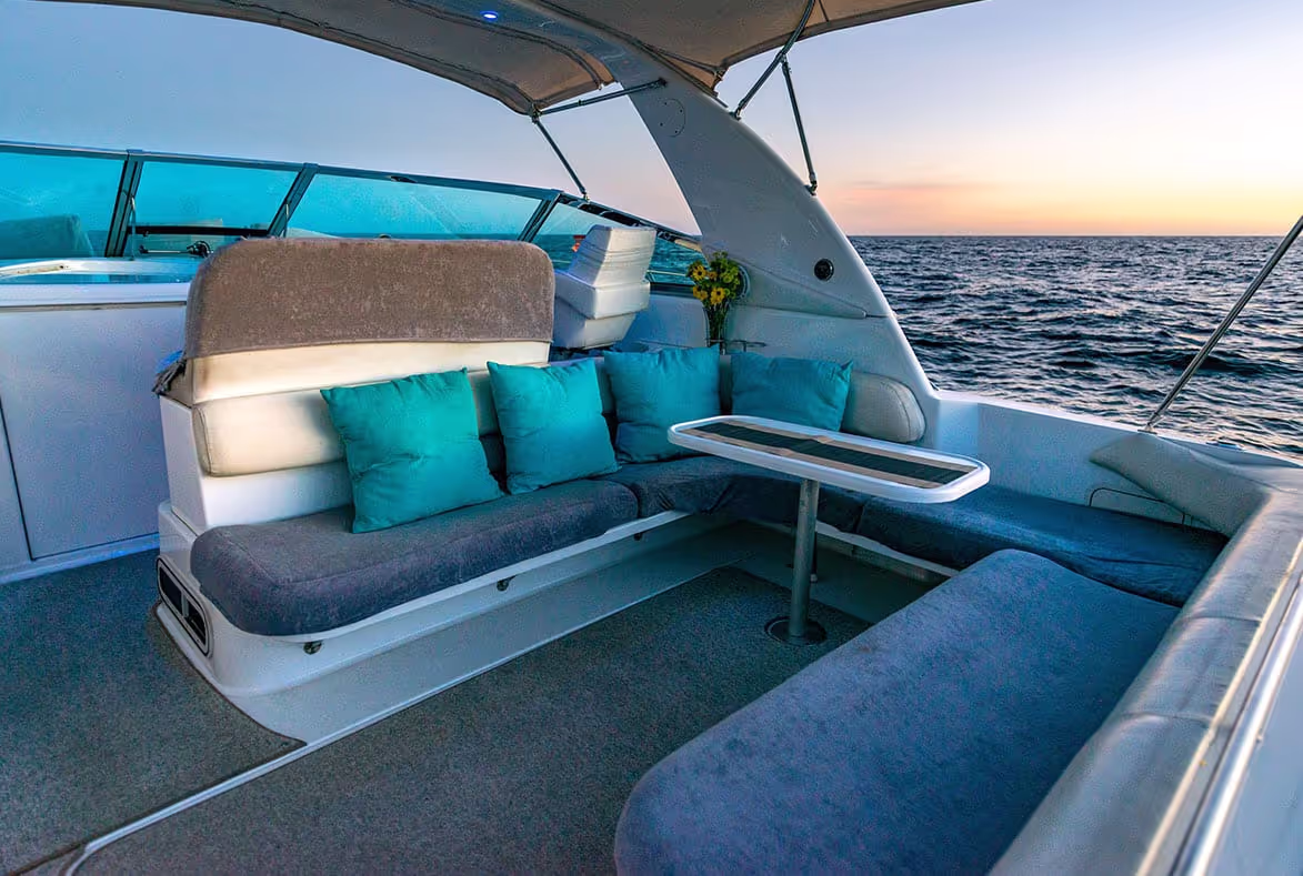 42 ft Sea Ray Luxury Yacht — photo 5