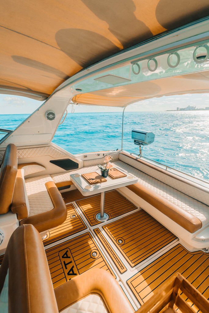43 ft Sea Ray Luxury Yacht — photo 3