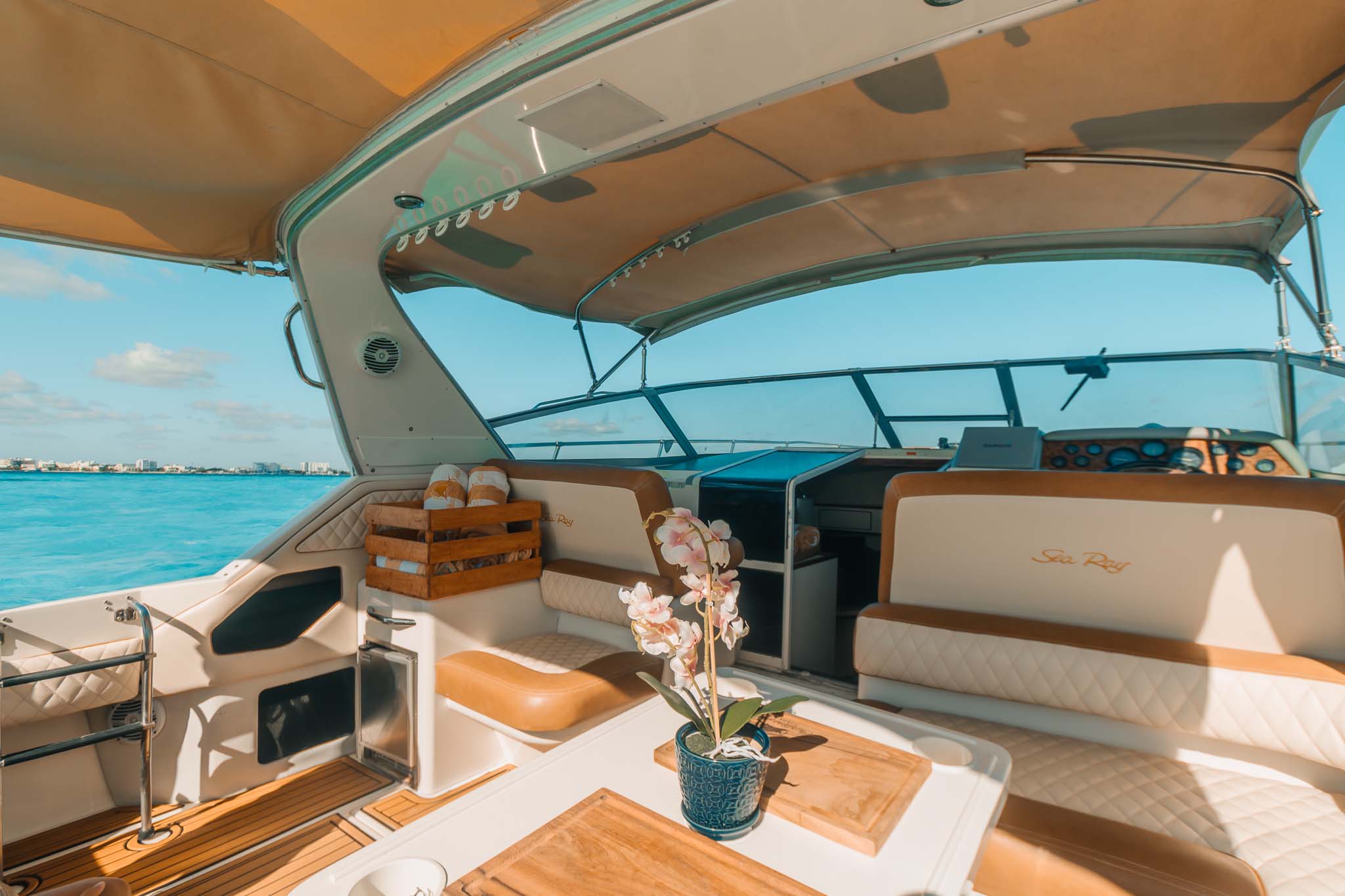 43 ft Sea Ray Luxury Yacht — photo 4