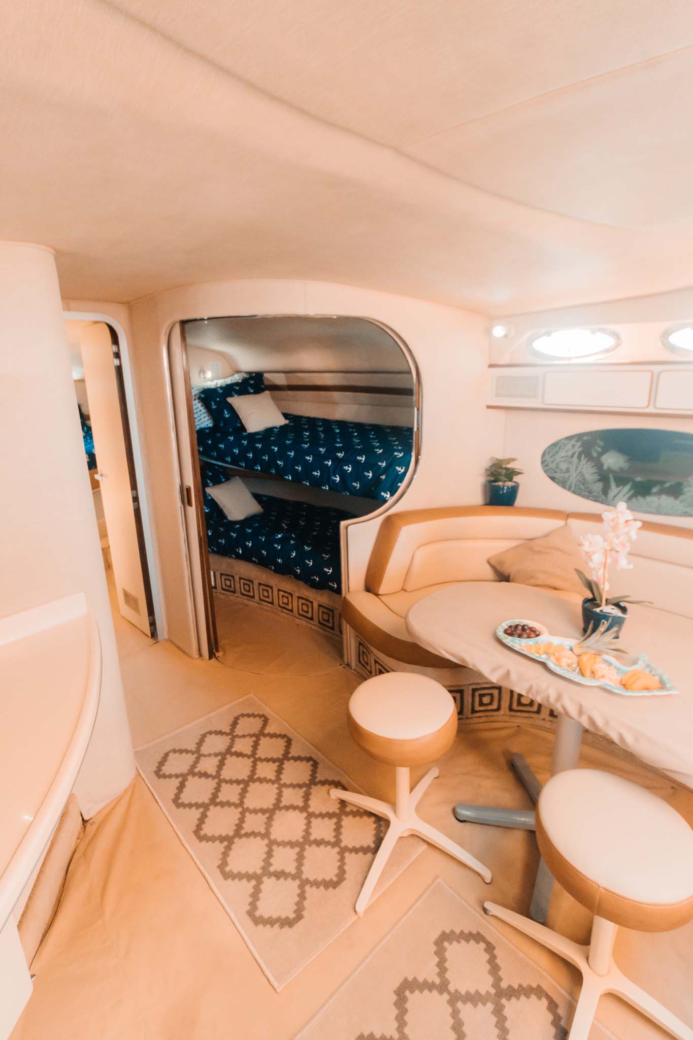 43 ft Sea Ray Luxury Yacht — photo 9