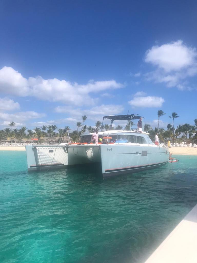 Catamarán de lujo Happy Hours de 44 ft — photo 11