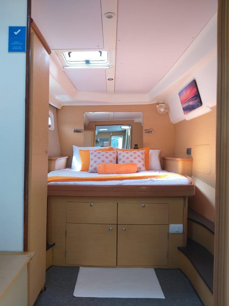 Catamarán de lujo Happy Hours de 44 ft — photo 12