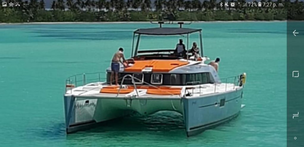 Catamarán de lujo Happy Hours de 44 ft — photo 2