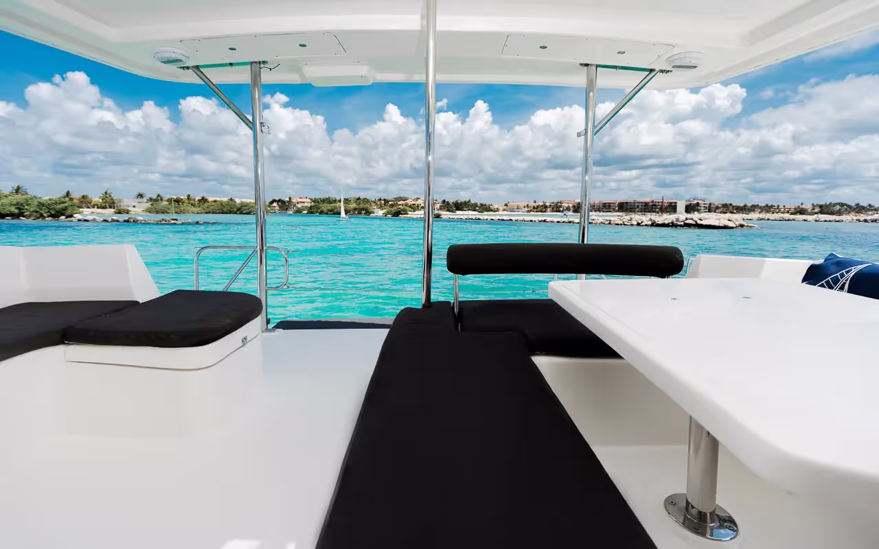 44 ft Leopard Luxury Catamaran — photo 8