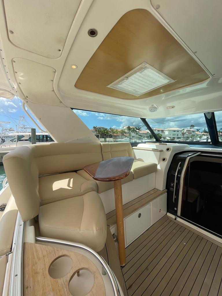 Yate de lujo Tiara de 48 ft — photo 3