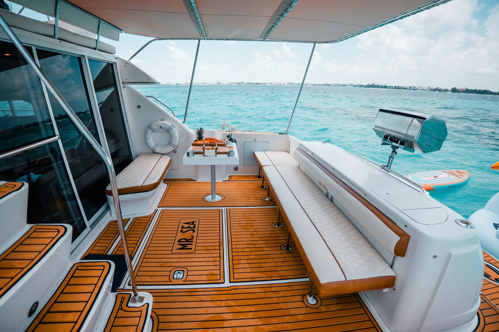 50 ft Sea Ray Luxury Yacht — photo 10