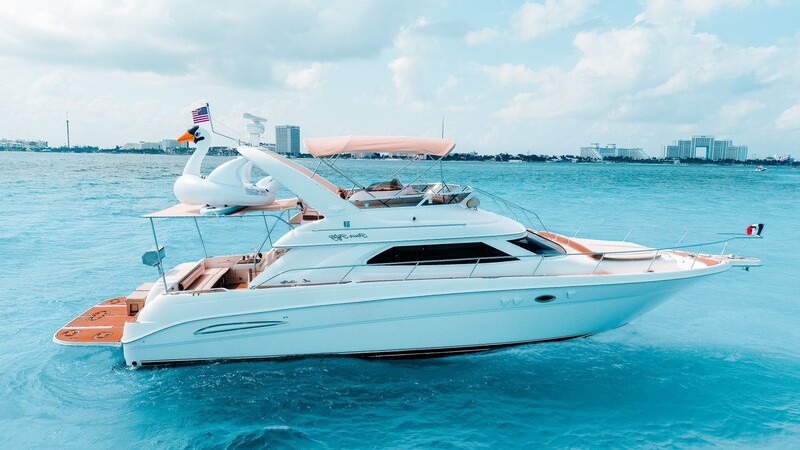 50 ft Sea Ray Luxury Yacht — photo 2