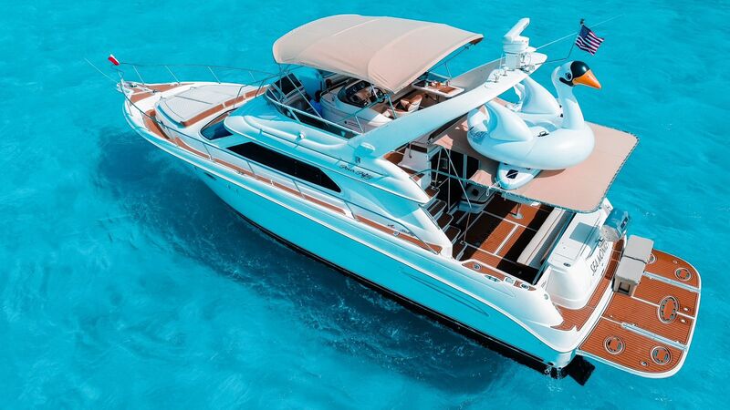 50 ft Sea Ray Luxury Yacht — photo 3