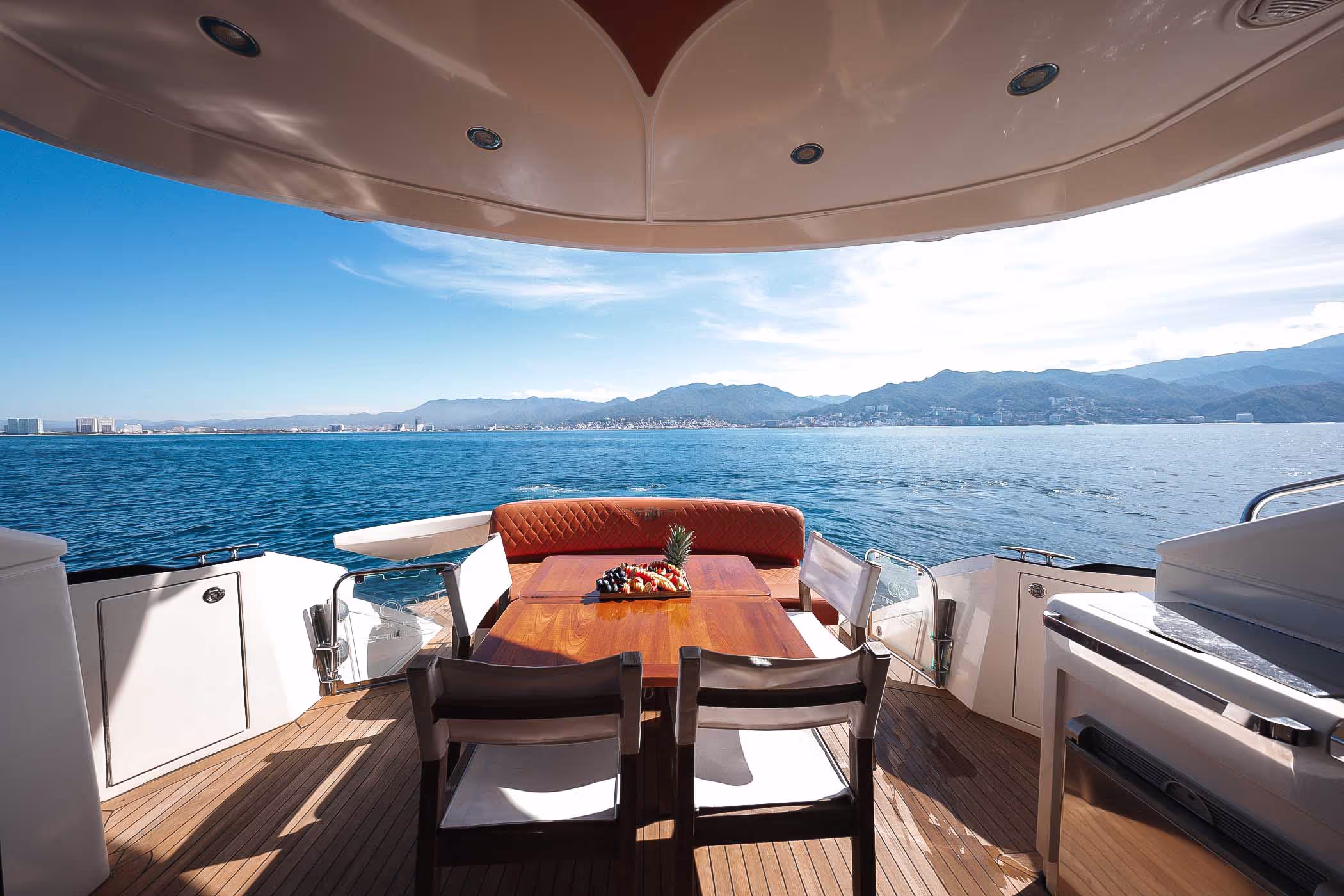 50 ft Marquis Luxury Yacht — photo 5