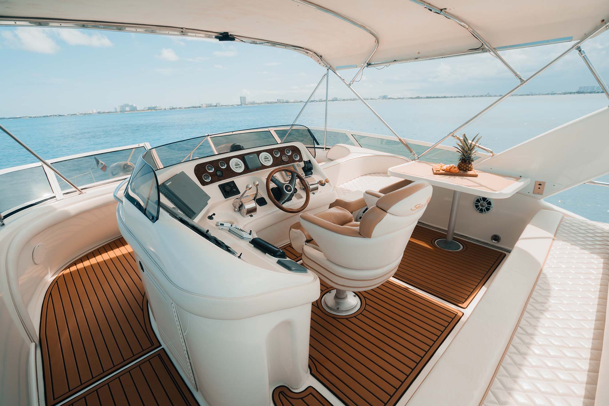 50 ft Sea Ray Luxury Yacht — photo 9
