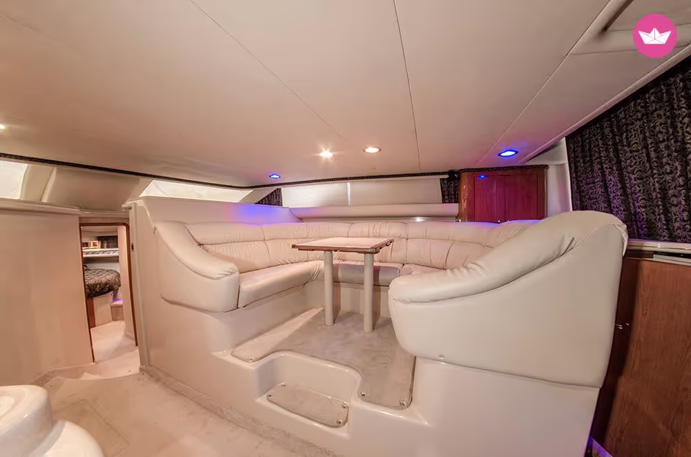 51 ft Sea Ray Luxury Yacht — photo 9