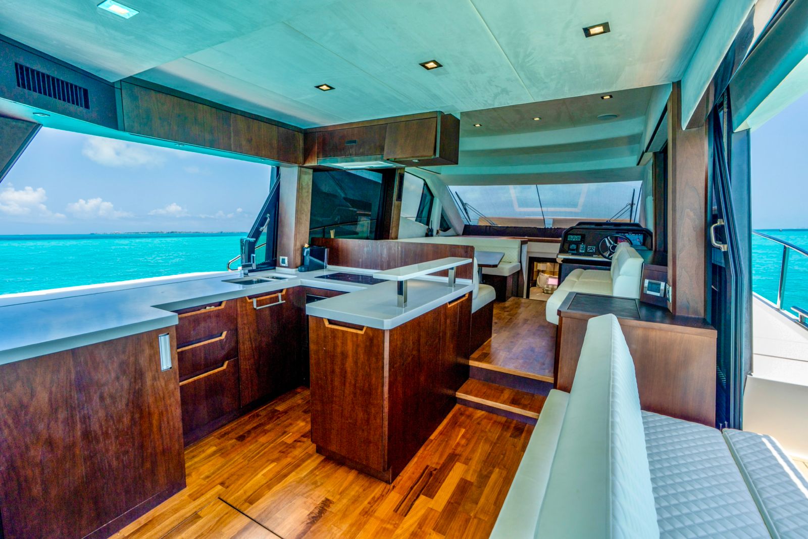 Yate de lujo Galeon Flybridge de 53 ft — photo 12