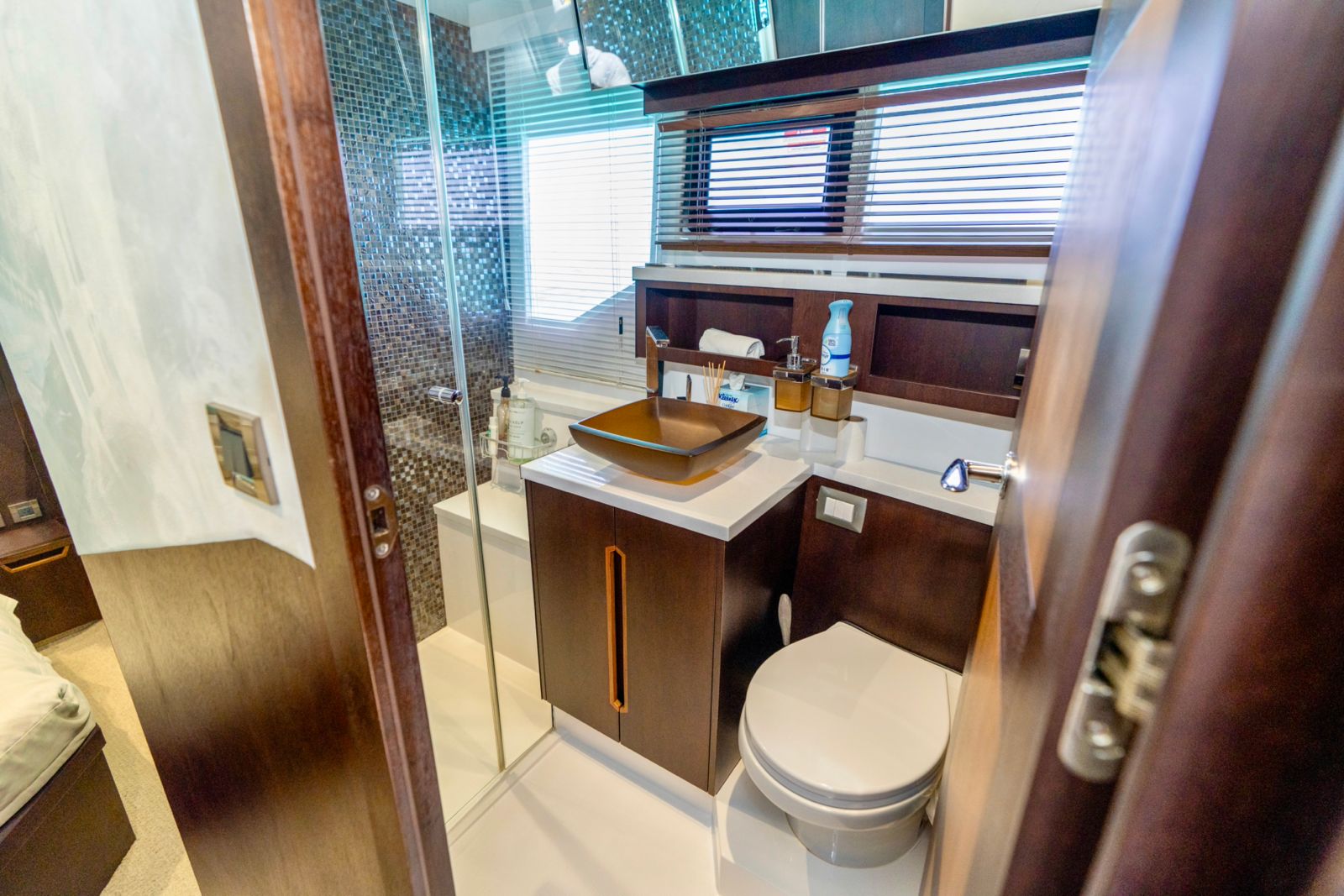 Yate de lujo Galeon Flybridge de 53 ft — photo 10