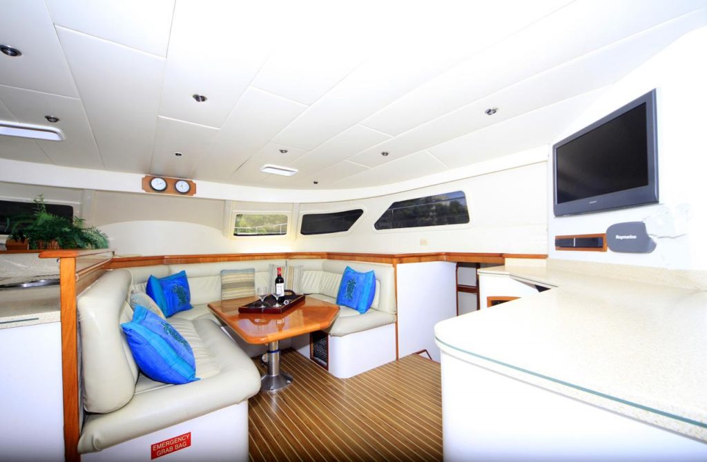 Catamarán de lujo Liquid de 57 ft — photo 8