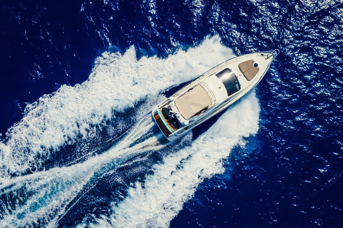 58 ft Azimut Luxury Yacht — photo 10