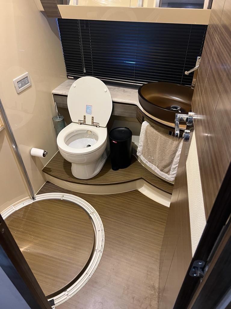 60 ft Azimut 60 — photo 7