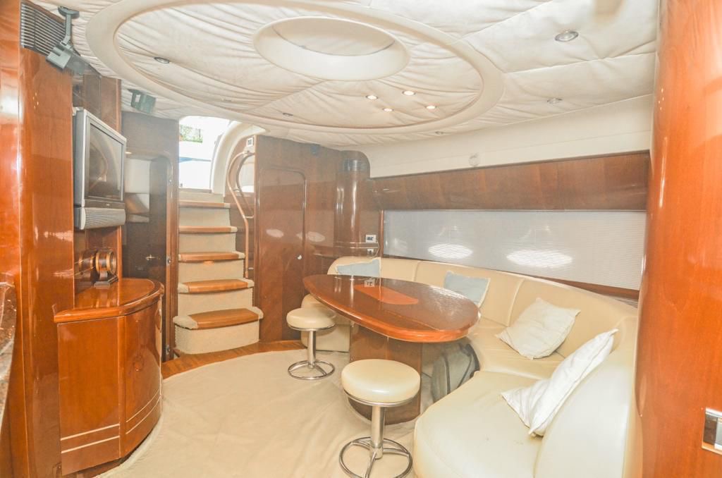 Yate de lujo Princess de 60 ft — photo 8