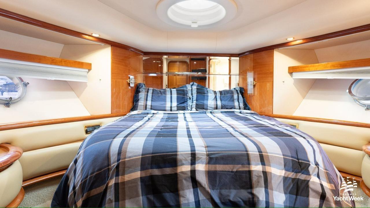 62 ft Azimut 62 — photo 3