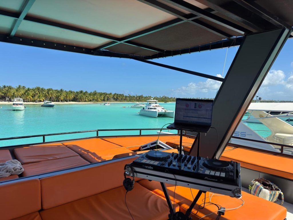 Catamarán de lujo Take It Easy 5 de 64 ft — photo 3