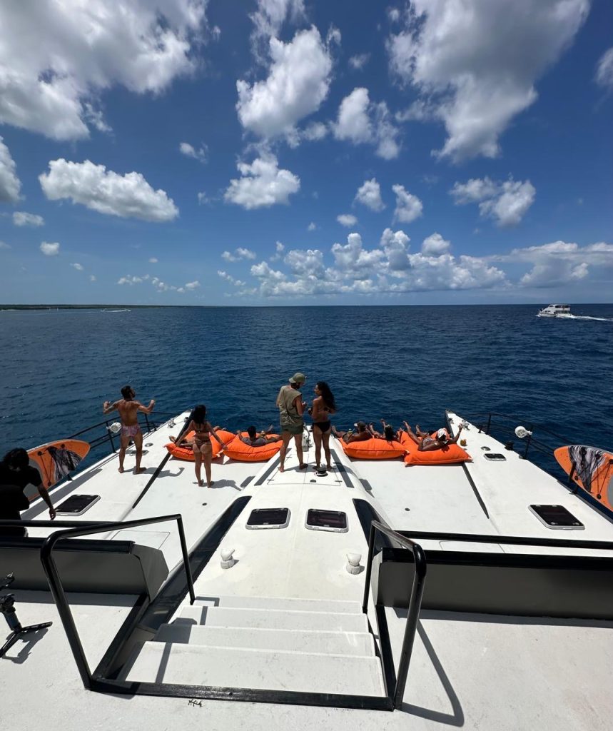 Catamarán de lujo Take It Easy 5 de 64 ft — photo 5