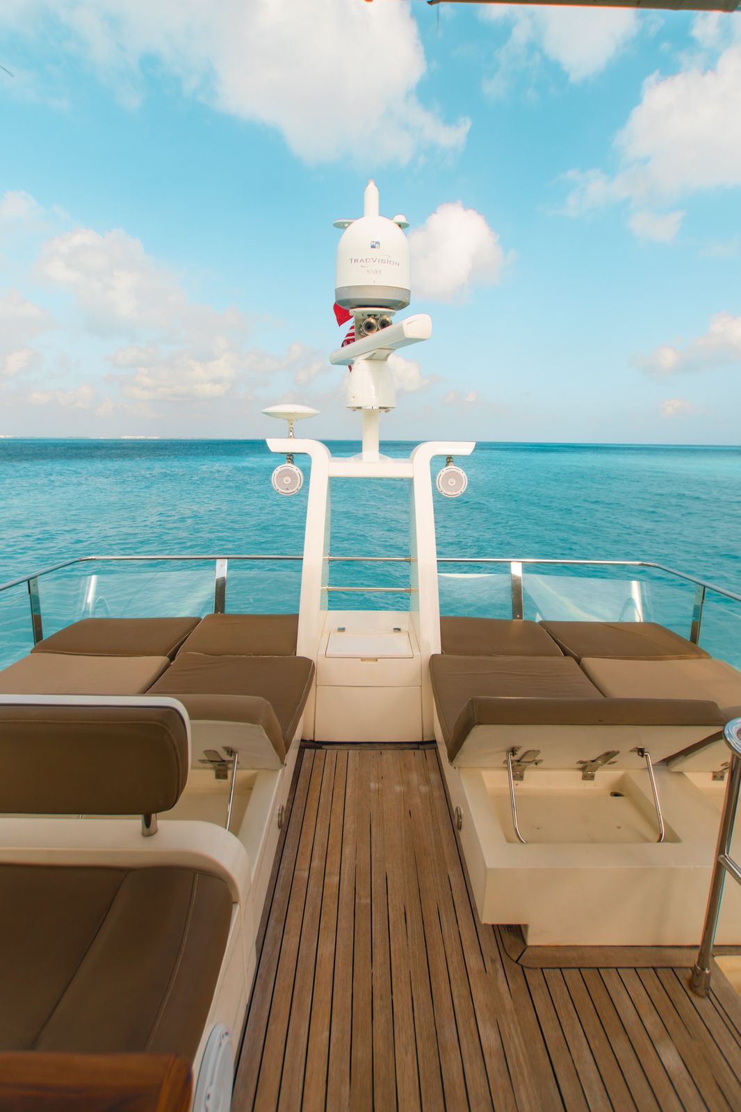 70 ft Fairline Luxury Yacht — photo 12