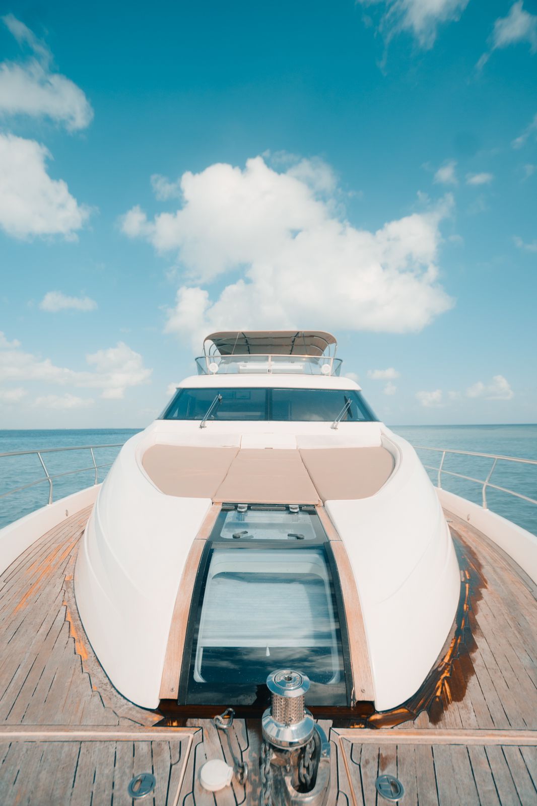 70 ft Fairline Luxury Yacht — photo 9
